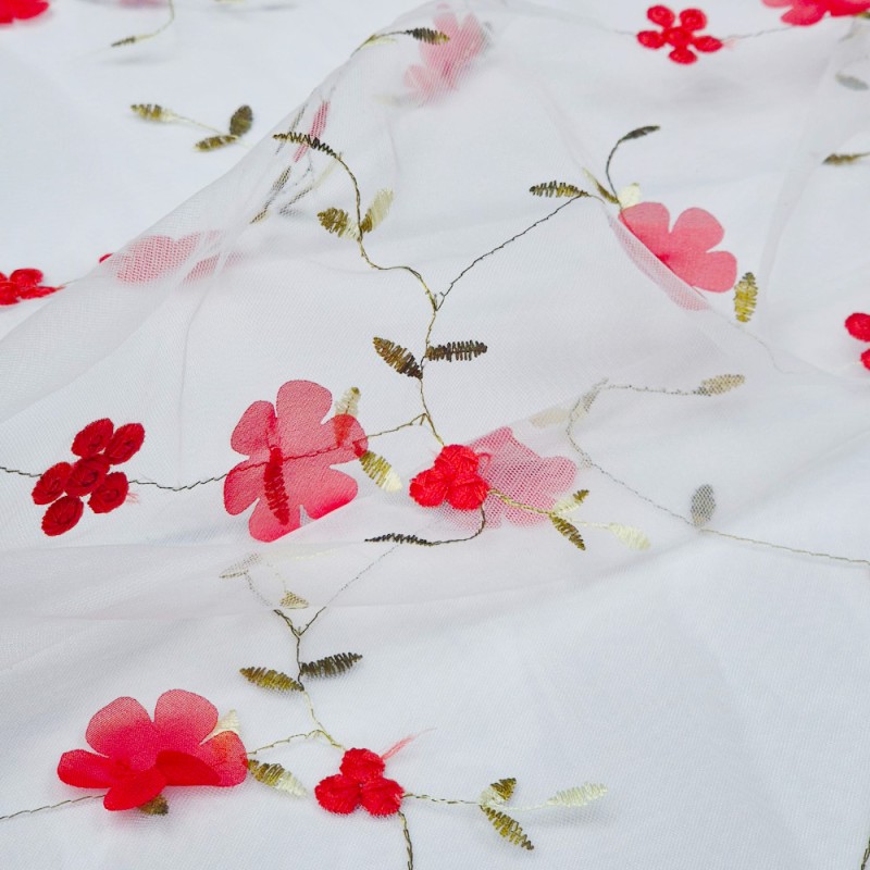 Tulle ricamato floreale