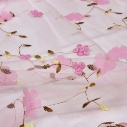 Tulle ricamato floreale
