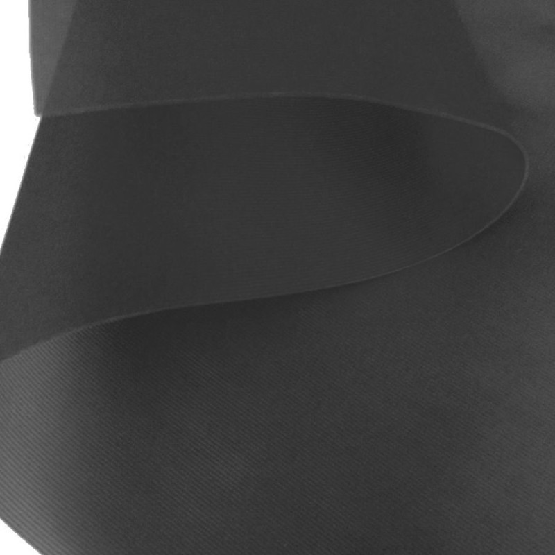 Tissu cancan noir au rouleau